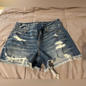 American Eagle curvy midi shorts
